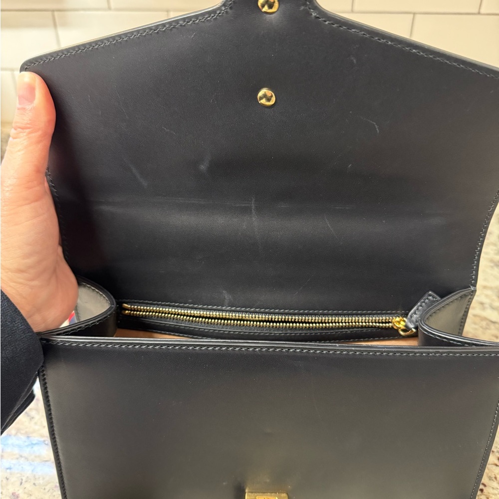 Gucci Navy Sylvie EUC - Picture 9 of 11